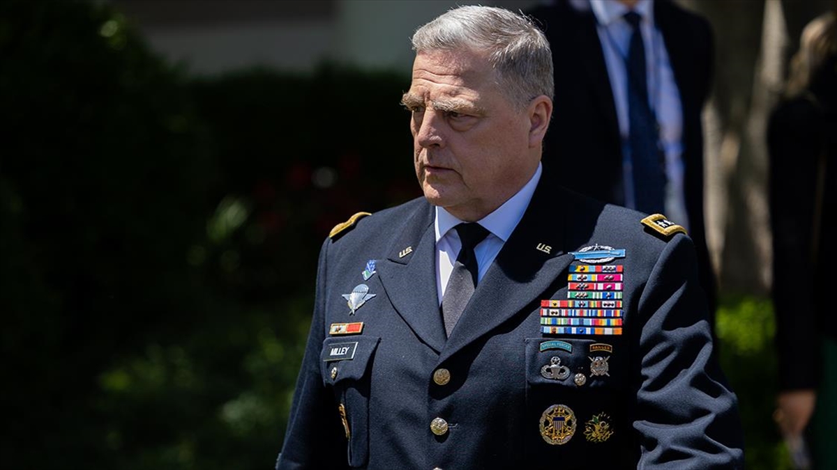 Eski ABD Genelkurmay Başkanı Mark Milley, Afganistan'dan çekilme sürecinin "stratejik
