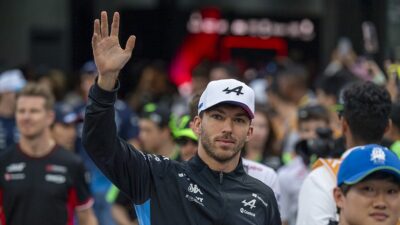 Formula 1 takımı Alpine'in pilotu Pierre Gasly, Fransa 3. Futbol