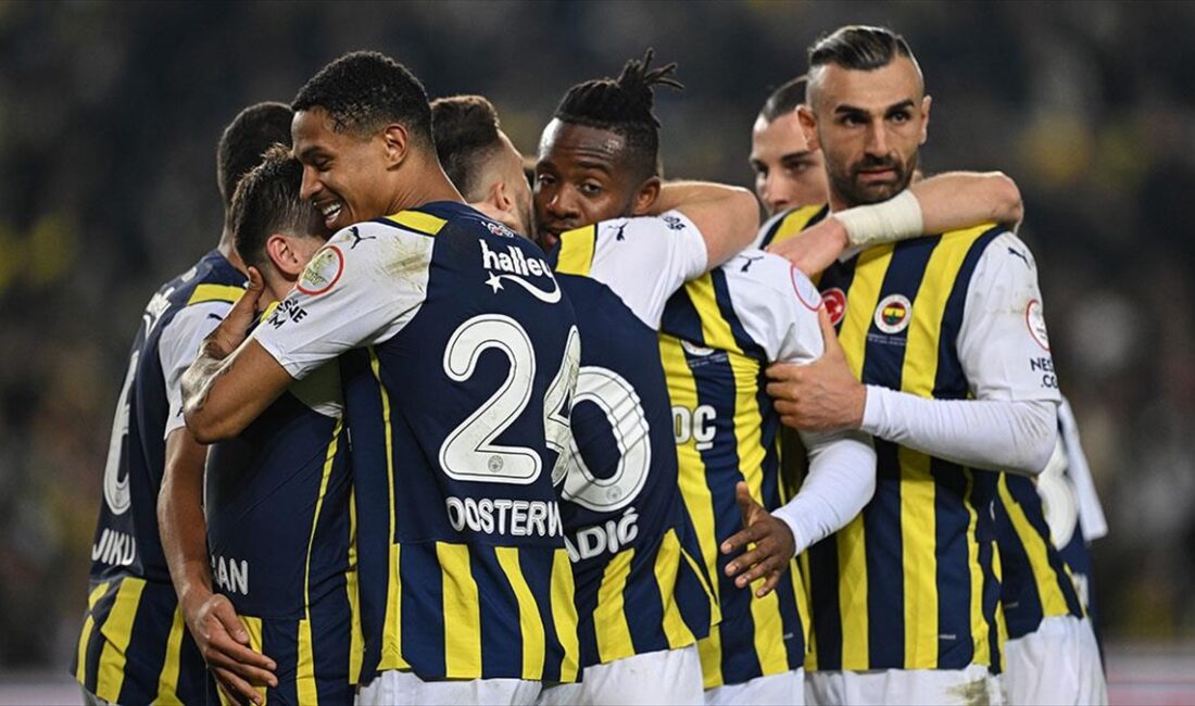 Fenerbahçe, UEFA Avrupa Konferans Ligi son 16 turu ilk maçında