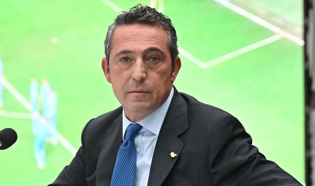 Fenerbahçe Kulübü Başkanı Ali Koç, 2 Nisan'da yapılması planlanan olağanüstü