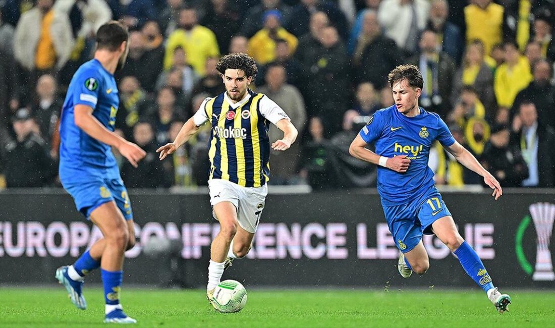 Fenerbahçe, UEFA Avrupa Konferans Ligi son 16 turu rövanşında, ilk
