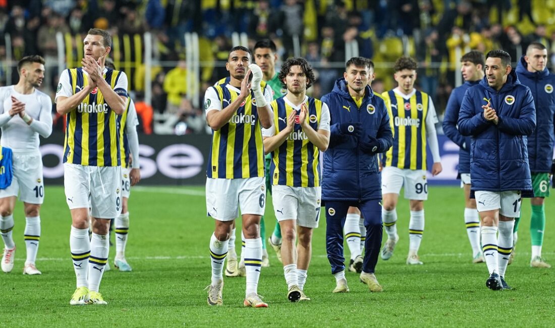 Fenerbahçe, UEFA Avrupa Konferans Ligi çeyrek finalinde Yunanistan'ın Olympiakos takımıyla