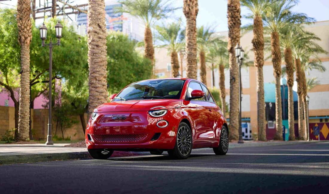 İSTANBUL (AA) – Fiat 500e, Green Car Journal tarafından "2024