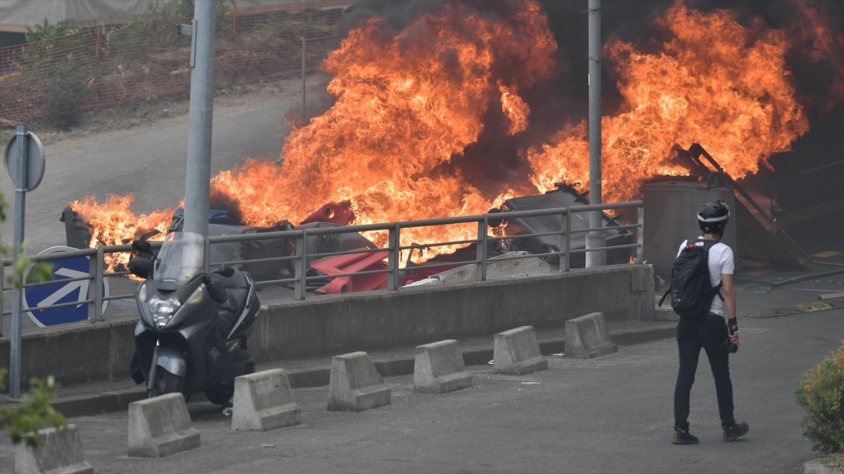 Fransa'nın başkenti Paris yakınlarında 18 yaşındaki motosikletli gencin 14 Mart'taki