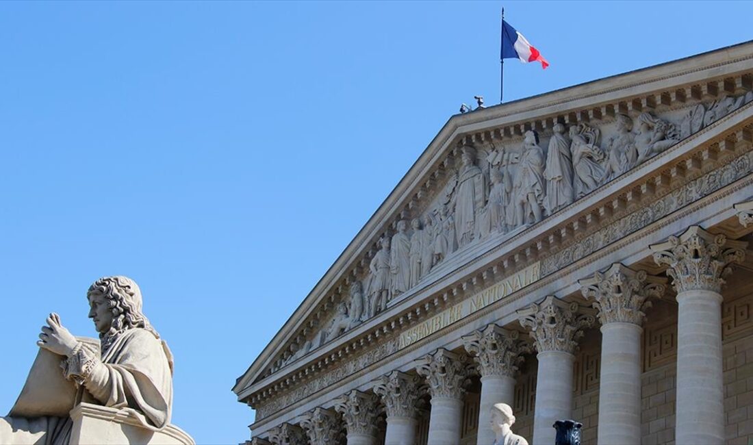 Fransa'da Ulusal Meclis, 300'den fazla Cezayirlinin hayatını kaybettiği "1961 Paris