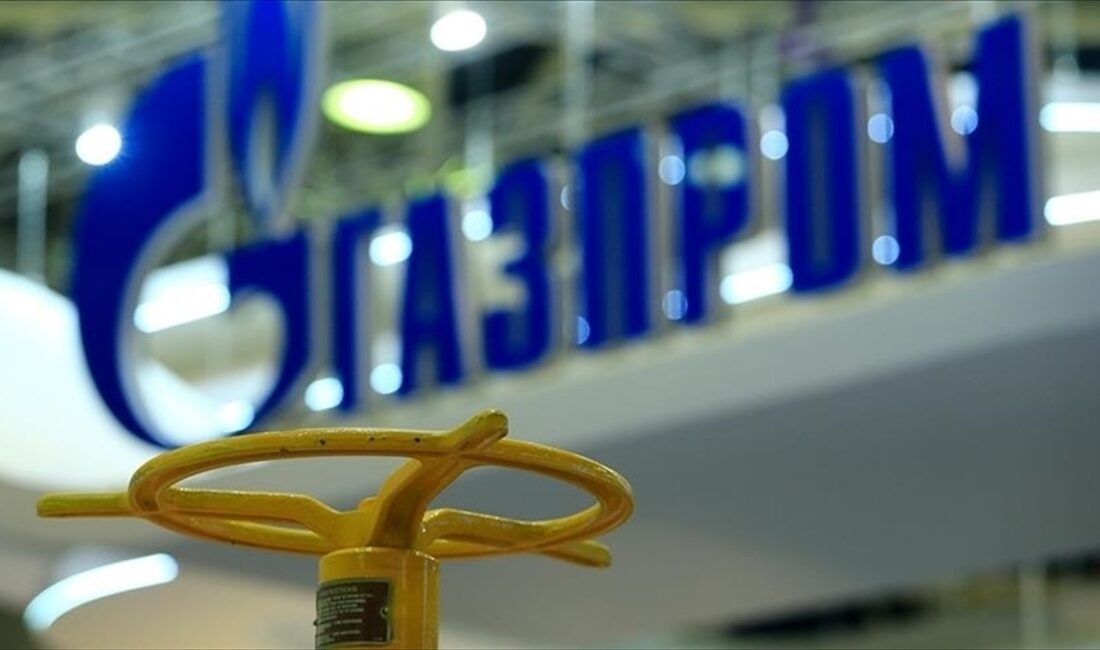 Rus enerji şirketi Gazprom'un net karı 2023'te önceki yıla göre