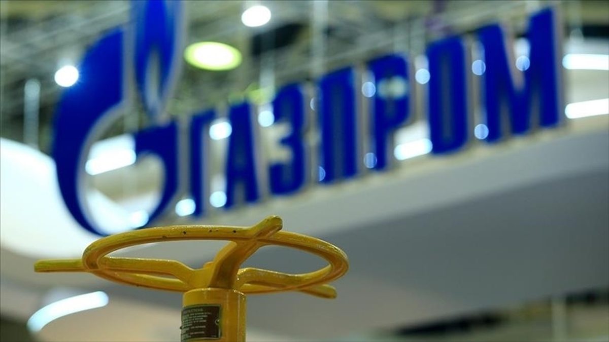 Rus enerji şirketi Gazprom'un net karı 2023'te önceki yıla göre