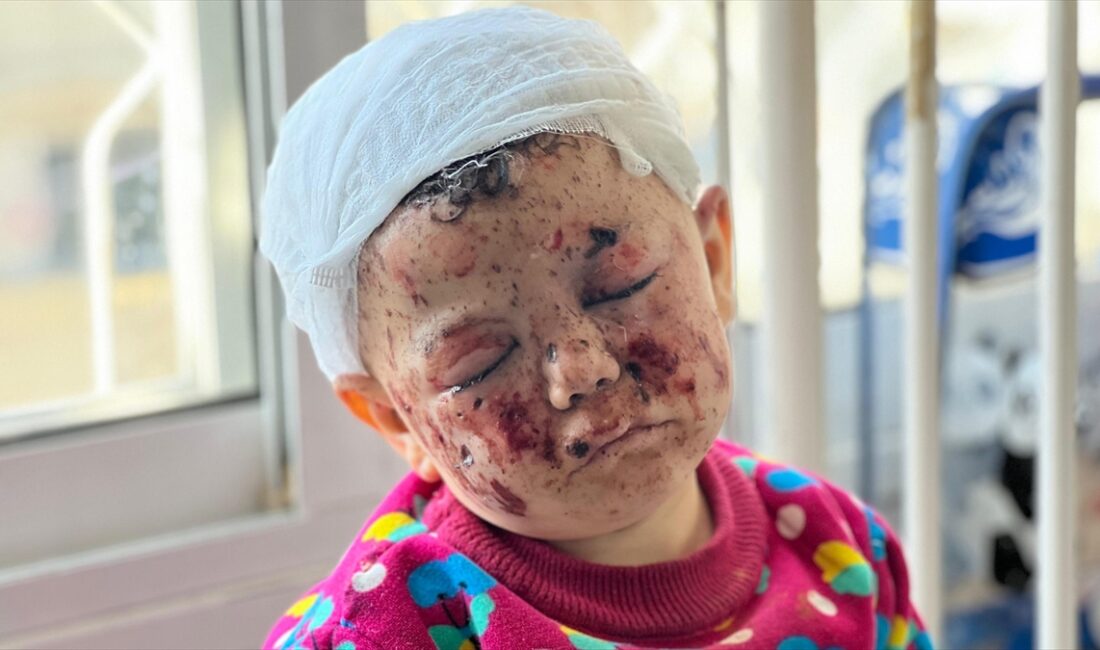 GAZZE (AA) – İsrail’in, Gazze kentinin Şeyh Rıdvan Mahallesi’ne düzenlediği