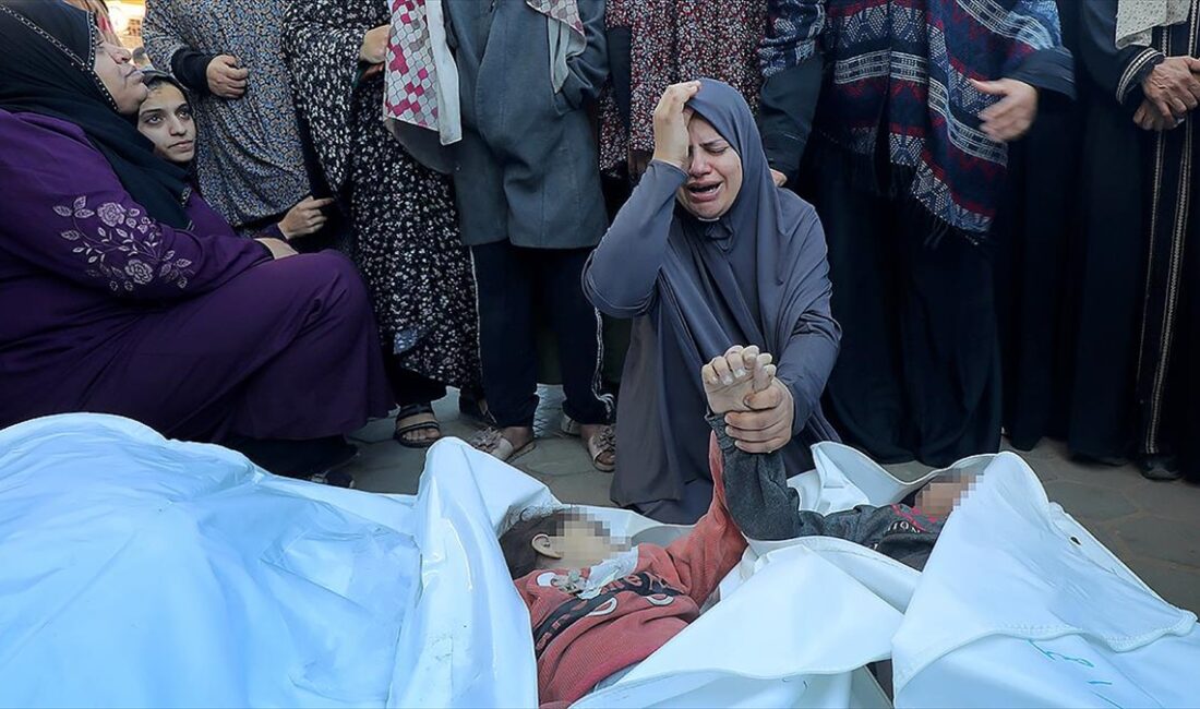 Gazze Şeridi'ndeki Filistinli kadınlar, İsrail'in 5 aydır sürdürdüğü saldırıları sıkılaştırdığı