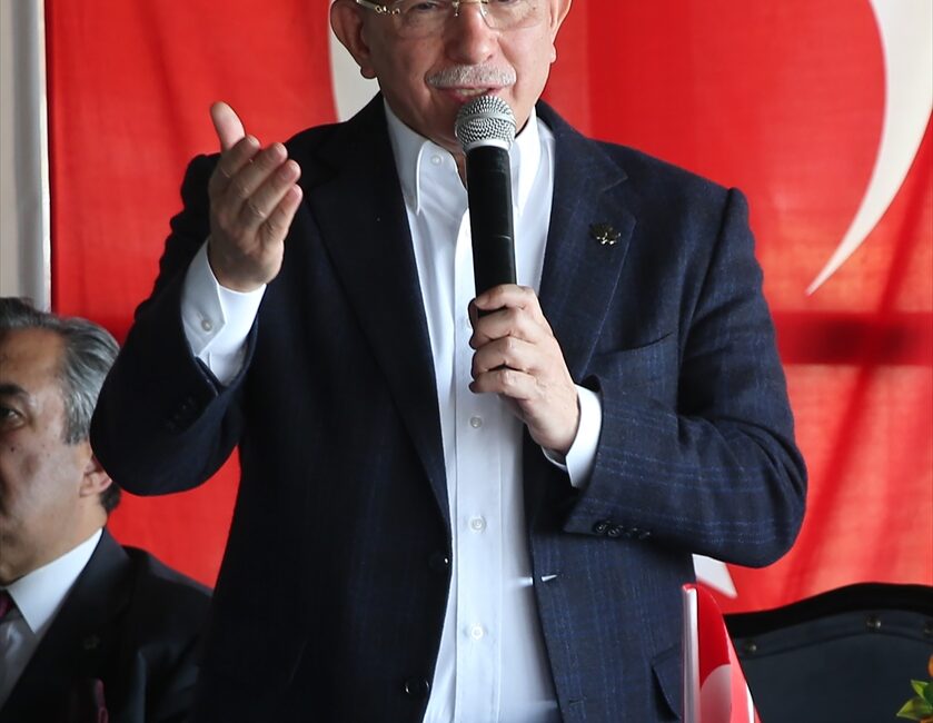 ANTALYA (AA) – Gelecek Partisi Genel Başkanı Ahmet Davutoğlu, seçim