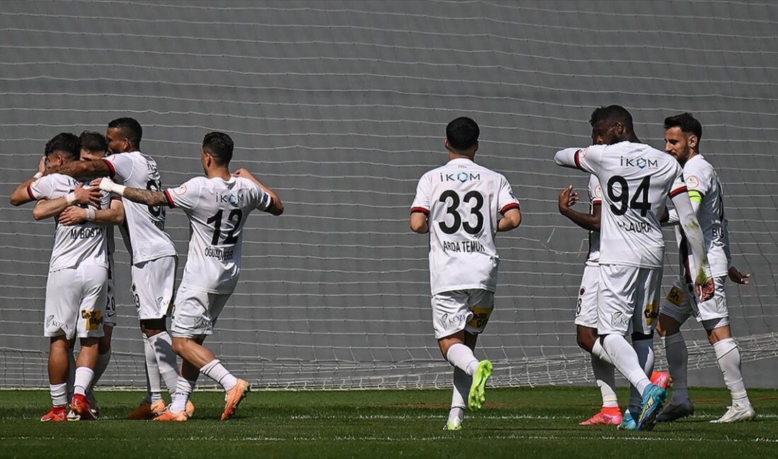 ANKARA (AA) – Alsancak Mustafa Denizli Stadı’nda oynanan maçta ilk