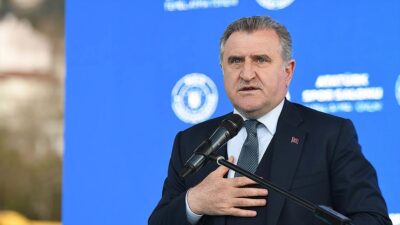 Gençlik ve Spor Bakanı Osman Aşkın Bak, Türkiye'de spor devrimi