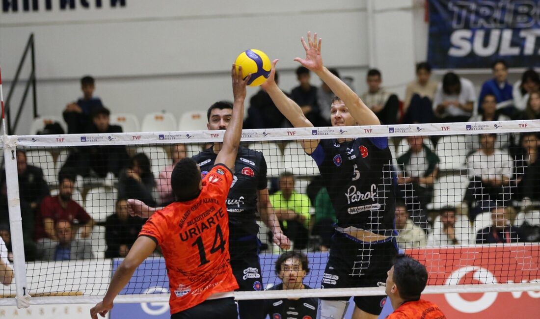 - Halkbank: 3 - Brand Group Alanya Belediyespor: 1