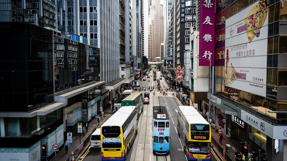 Çin'in Hong Kong Özel İdari Bölgesi'nde 2003'teki protestoların ardından 21
