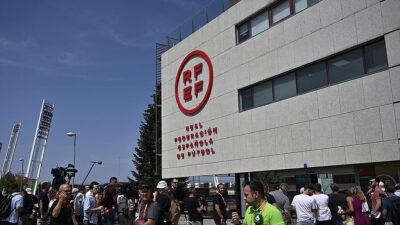 İspanya Futbol Federasyonunun (RFEF) son 5 yılda yaptığı tüm sözleşmeler