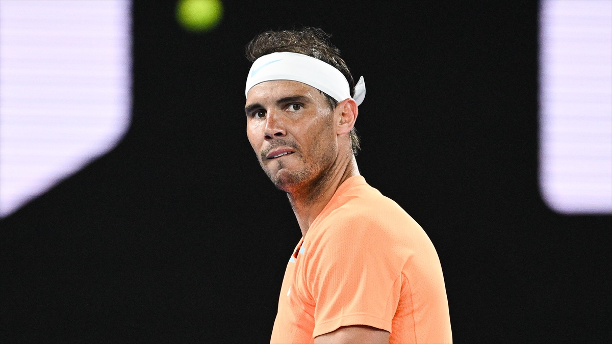 İspanyol tenisçi Rafael Nadal, Indian Wells Turnuvası'ndan çekildiğini duyurdu.