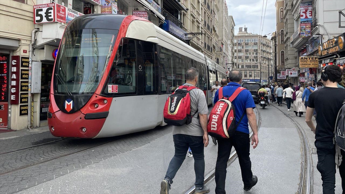 İSTANBUL (AA) – Metro İstanbul’un sosyal medya hesabından yapılan açıklamada,