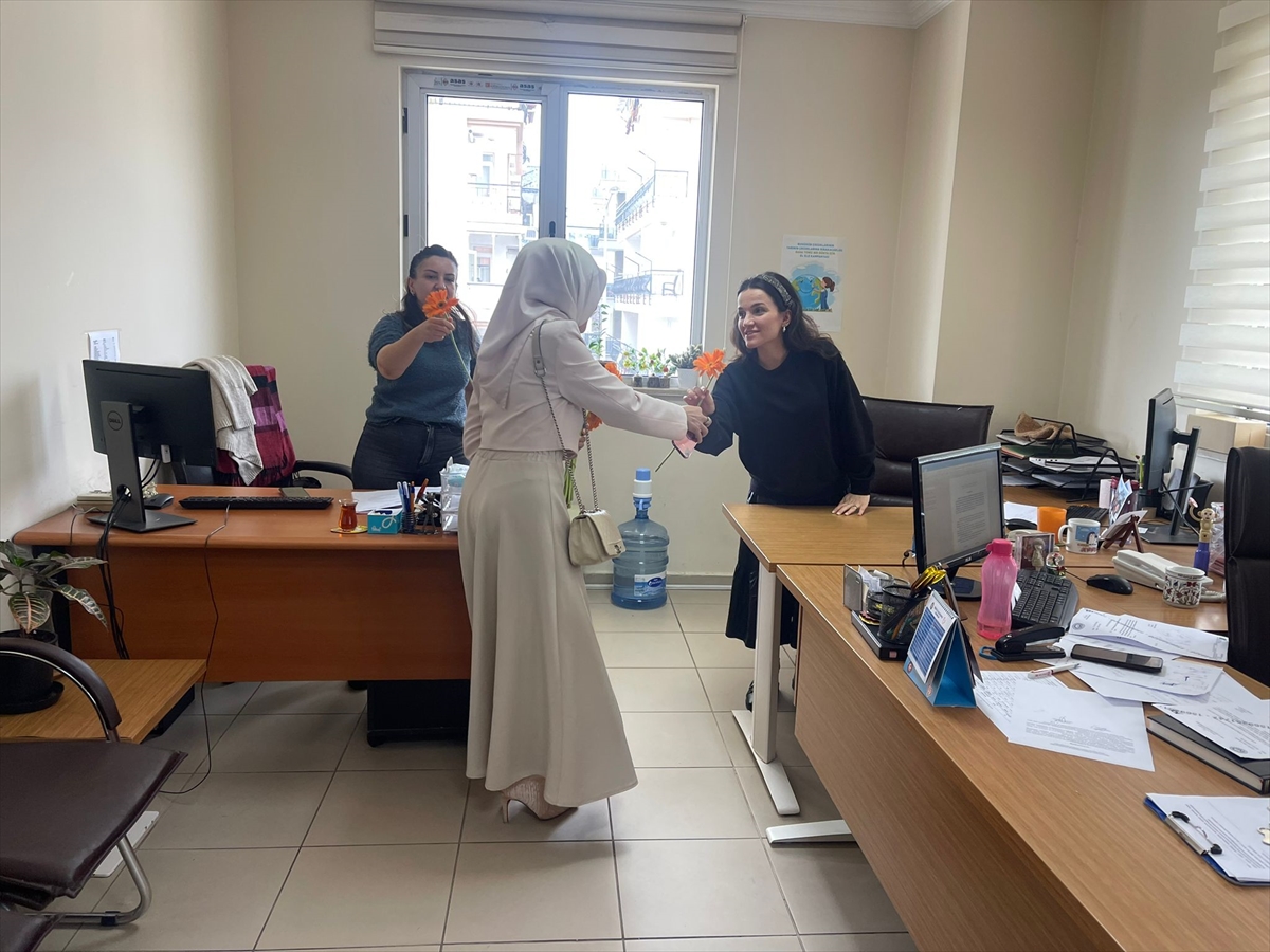 ANTALYA (AA) – Kadın ve Demokrasi Vakfı (KADEM) Antalya Temsilciliği,