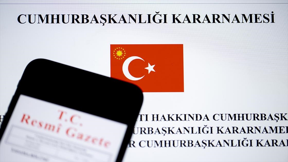 Anayasa Mahkemesinin (AYM), kamu görevlilerinin toplu sözleşme ikramiyesinden faydalanabilmesi için