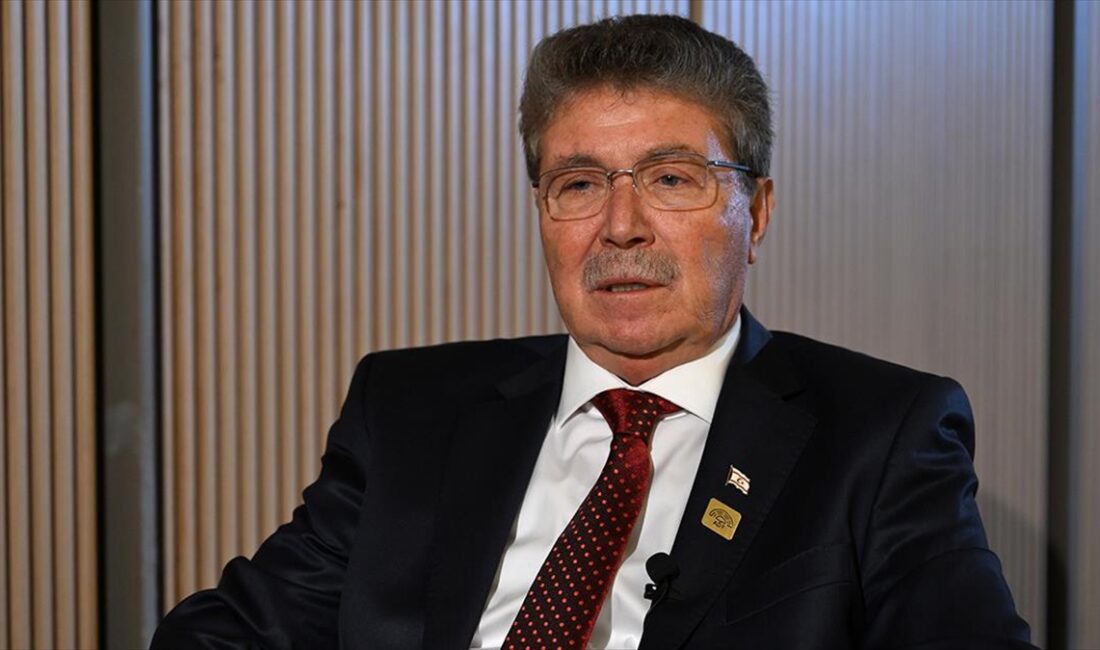 Kuzey Kıbrıs Türk Cumhuriyeti Başbakanı Ünal Üstel, "Doğu Akdeniz'in güvenli