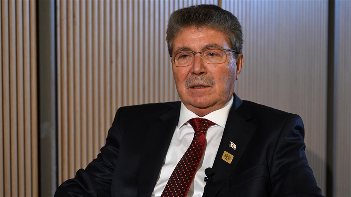 Kuzey Kıbrıs Türk Cumhuriyeti Başbakanı Ünal Üstel, "Doğu Akdeniz'in güvenli