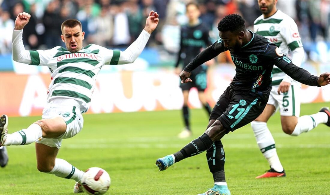 Trendyol Süper Lig'in 29. haftasında TÜMOSAN Konyaspor-Yukatel Adana Demirspor karşılaşması