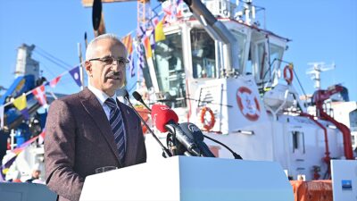 Ulaştırma ve Altyapı Bakanı Abdulkadir Uraloğlu, "Şubatta limanlarda elleçlenen konteyner