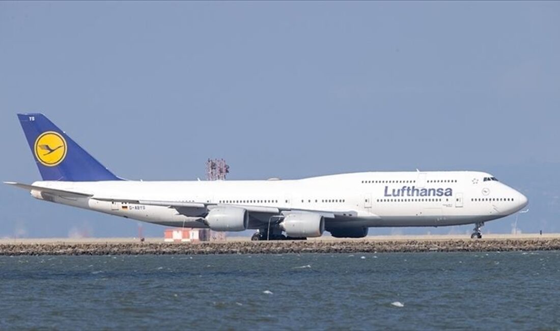 Alman hava yolu şirketi Lufthansa Grubu, geçen yıl 2,7 milyar