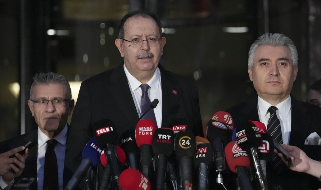 ANKARA (AA) – Yener, YSK önünde basın mensuplarına yaptığı açıklamada,