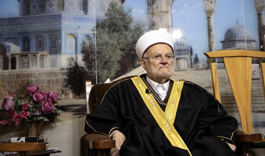 Şeyh İkrime Sabri, İsrail'in ramazanda Mescid-i Aksa'da "şaşırtıcı uygulamalara başvurabileceğini"