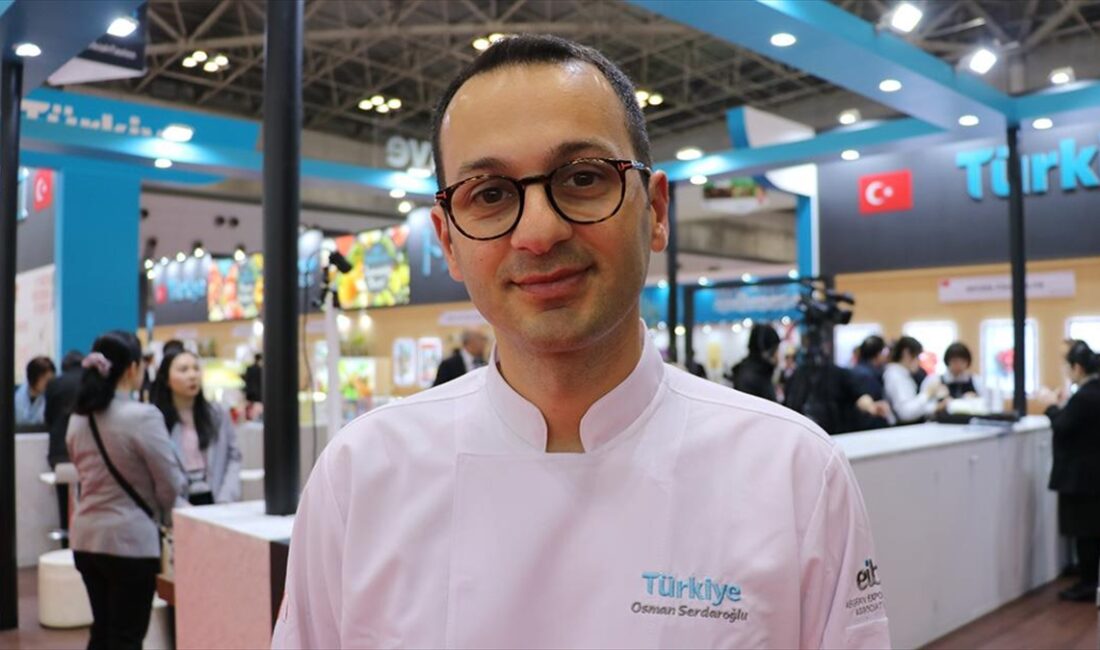 İzmir'in Urla ilçesinde Michelin yıldızlı restoran işleten şef Osman Serdaroğlu,