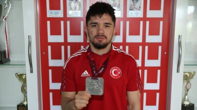 23 yaşındaki ay-yıldızlı sporcu Muhammet Karavuş, "Mayıs ayındaki eleme maçlarını