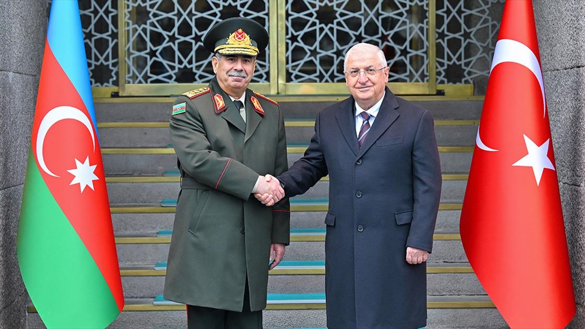 ANKARA (AA) – Bakan Güler, Azerbaycanlı mevkidaşı Hasanov’u Milli Savunma