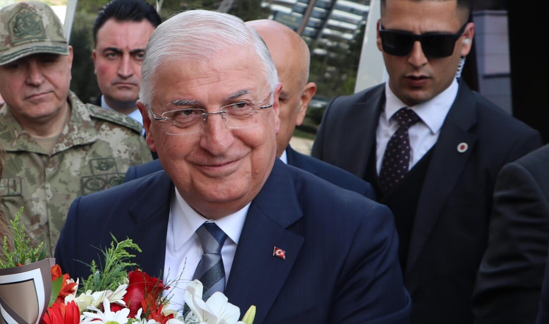 Bakan Güler, "Bağdat gezisine gittiğimizde de Irak yönetimi (PKK'yı) hem