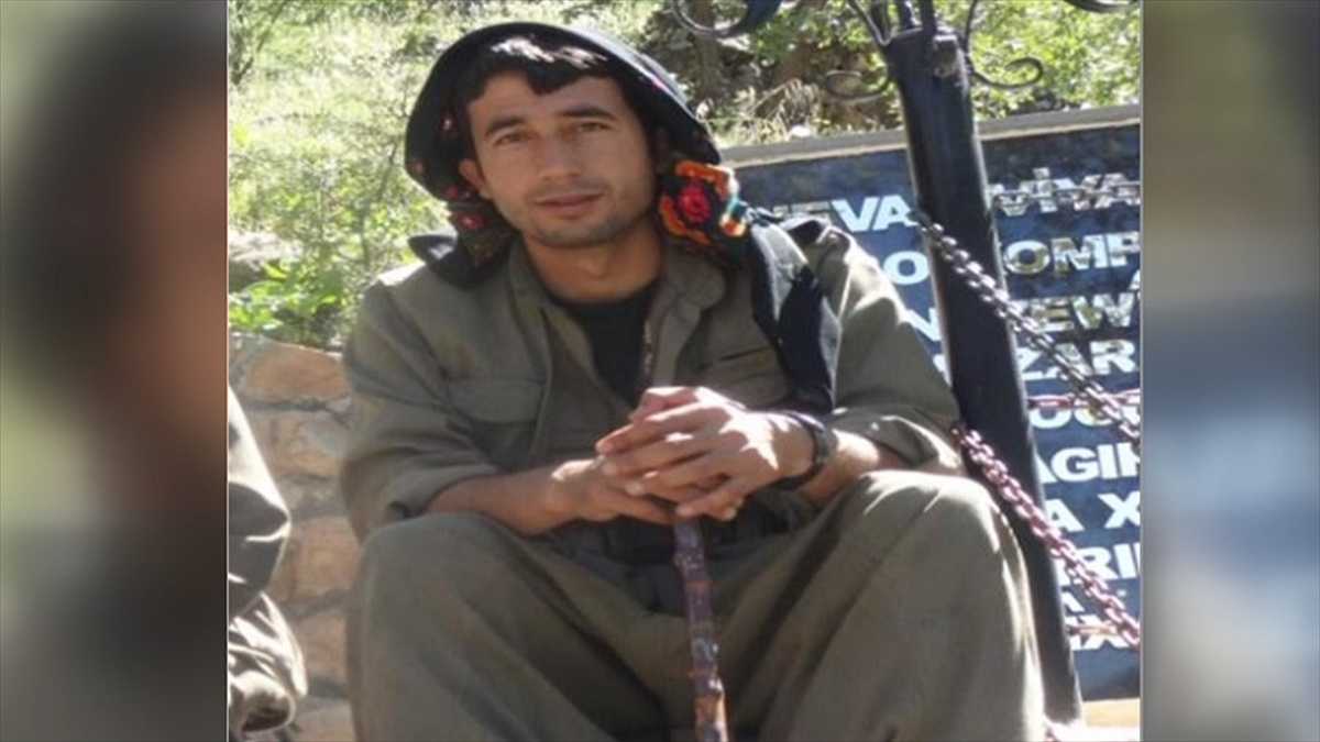 Milli İstihbarat Teşkilatı (MİT), "yeşil kategori"de aranan terör örgütü PKK/YPG'nin