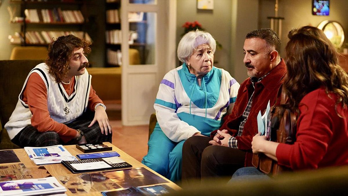 İSTANBUL (AA) – Komedi türündeki filmin oyuncu kadrosunda Cengiz Bozkurt,