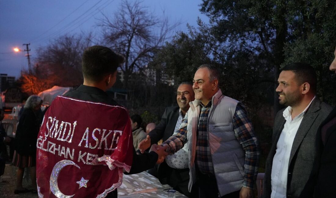 ANTALYA (AA)- Cumhur İttifakı’nın Muratpaşa Belediye Başkan Adayı Özdemir Manavoğlu,