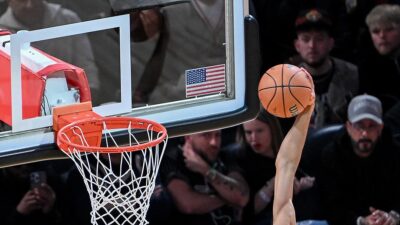 Amerikan Basketbol Ligi'nde (NBA) Minnesota Timberwolves, milli oyuncu Ömer Faruk