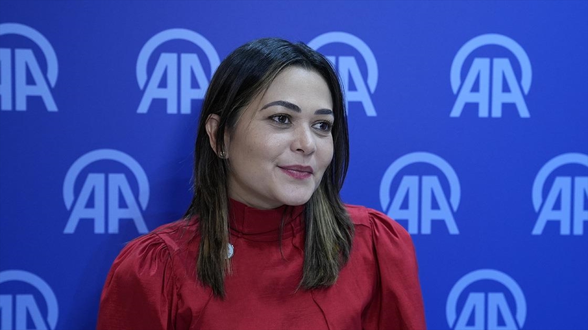 Panama Dışişleri Bakanı Janaina Tewaney Mencomo, Süveyş Kanalı ve Kızıldeniz'de