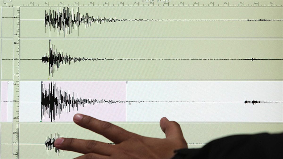 Pasifik'teki ada ülkelerinden Vanuatu'da 6,4 büyüklüğünde deprem meydana geldi.
