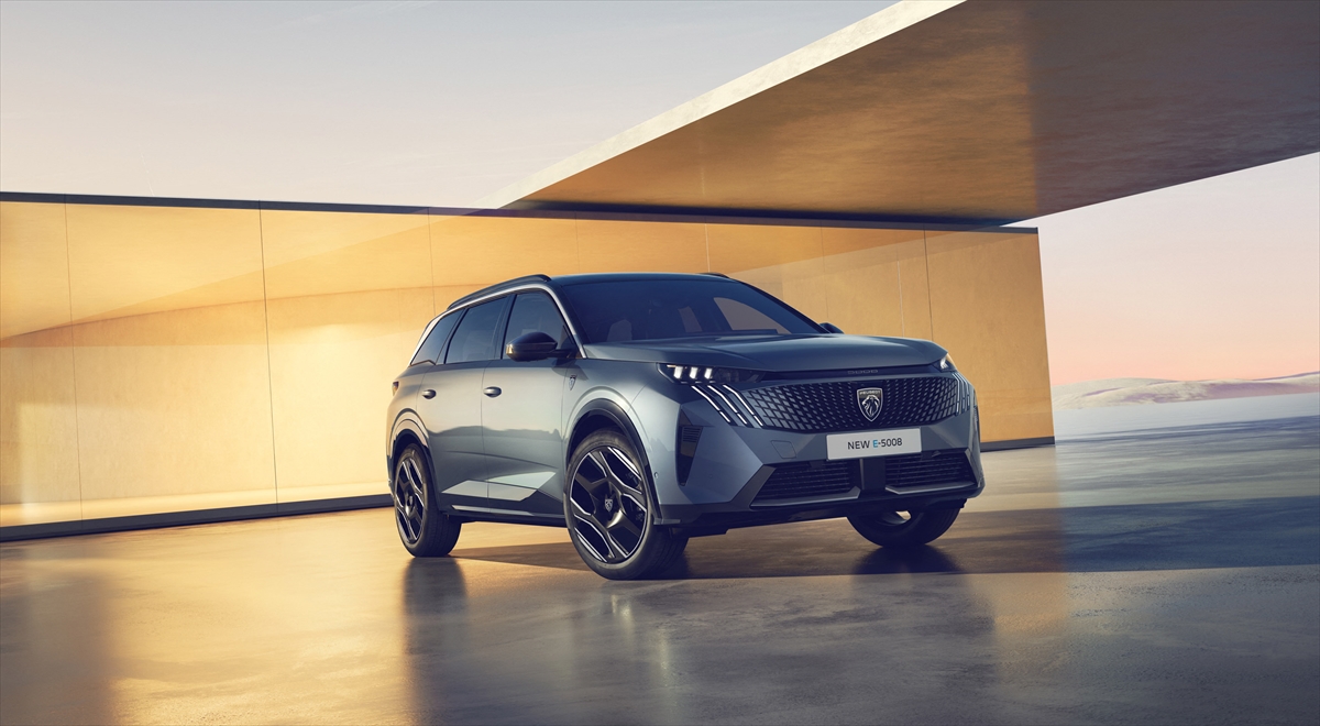 İSTANBUL (AA) – Peugeot, ürün yelpazesi içindeki büyük hacimli SUV