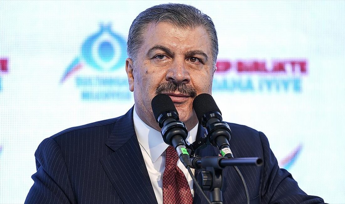Bakan Koca, şehir hastanelerinde tüm Türkiye'de bakılan hastaların dörtte birinin
