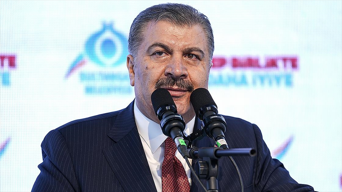 Bakan Koca, şehir hastanelerinde tüm Türkiye'de bakılan hastaların dörtte birinin