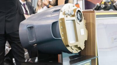 Savaş uçaklarına hassas görüntüleme yeteneği kazandıran ASELPOD Hedefleme Podu için