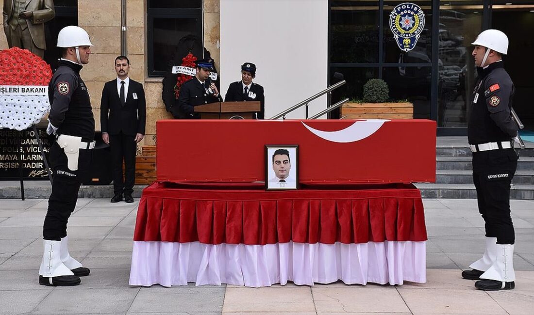Şırnak'ta meydana gelen trafik kazasında şehit olan polis memuru Fırat