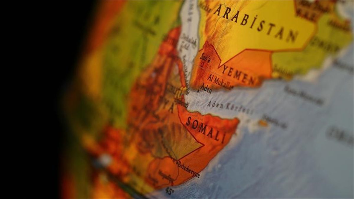 Somali'de, meclisin anayasada değişiklik yapmasıyla artık cumhurbaşkanı ve milletvekillerinin halk