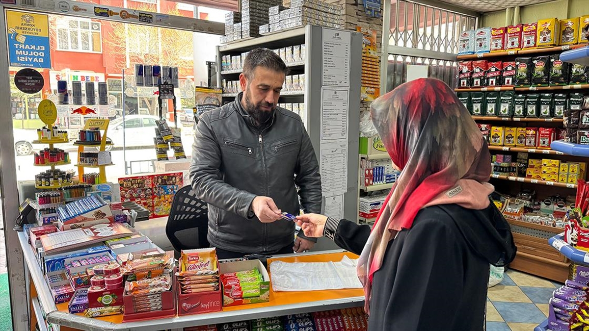 KONYA (AA) – İhtiyaç sahipleri için zincir marketlerde bulundurulan sosyal