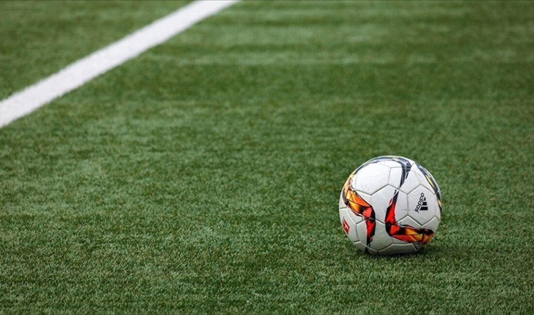 Süper Lig yayın haklarının sezonluk 182 milyon dolar artı KDV'ye