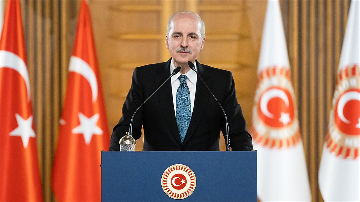 TBMM Başkanı Kurtulmuş, "Dün Çanakkale'de geçit vermeyenlerin torunları, bugün de
