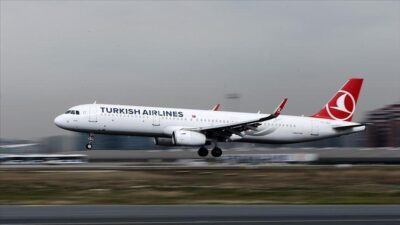 Avustralya'nın İstanbul Başkonsolosu Tony Huber, Türk Hava Yollarının (THY) Melbourne